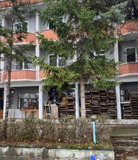 Tushemisht Hotel | Hotel Te Bakja