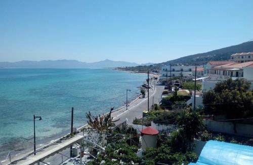 Milos Hotel | Hotel Theris