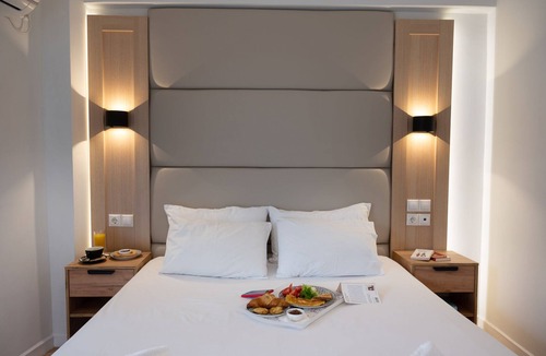 Metaxourgio Hotel | Hotel Tier