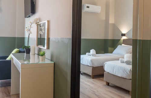 Metaxourgio Hotel | Hotel Tier