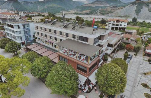 Gramsh Hotel | Hotel Tomorri