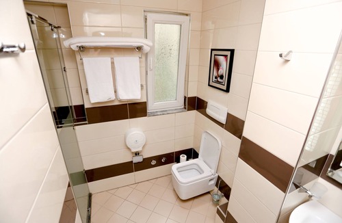 Tirana Hotel | Hotel Town House