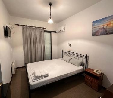 Aliartos Hotel | Hotel TSAPARAS