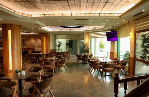 Kurbin Hotel | Hotel Univers Laç