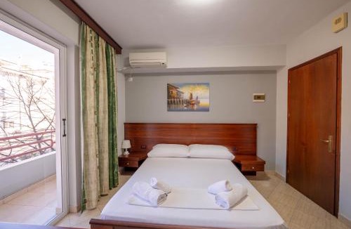 Qender Hotel | Hotel Venera