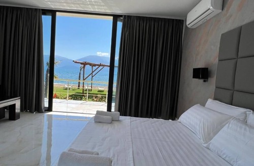 Udenisht Hotel | Hotel Victoria