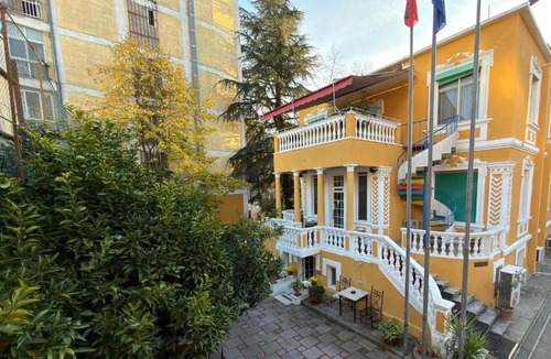Tirana Hotel | HOTEL VILA 15 - CENTER