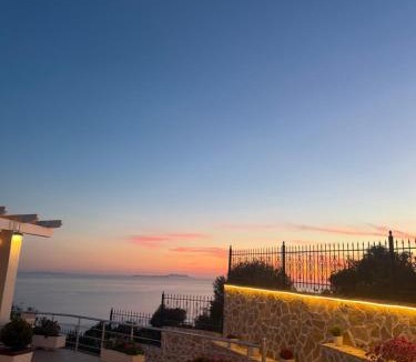 Lukove Hotel | Hotel Vila Kafe