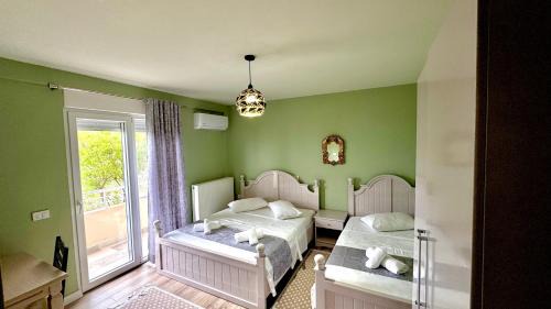 Piskupat Hotel | HOTEL VILA TOSKA