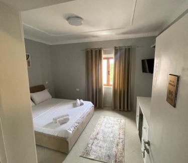 Tirana Hotel | Hotel Villa Ferrari