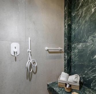 Megalos Prinos Hotel | Hotel Villa Natassa