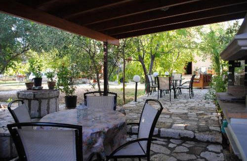 Sivota Apartment | Hotel Zefi