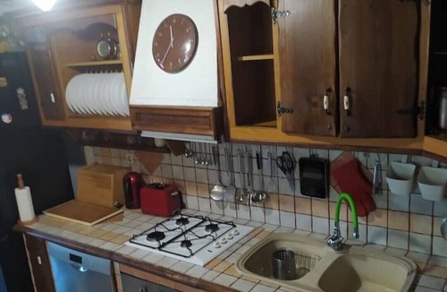 Poros House | house in a village