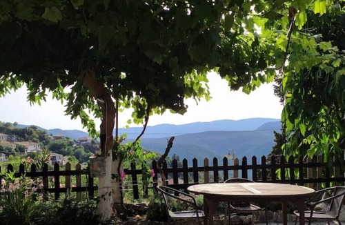 Poros House | house in a village
