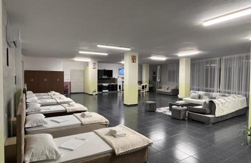 Kruje Apartment | House Leon