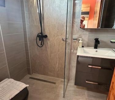 Mola Kalyva Apartment | House Nativa