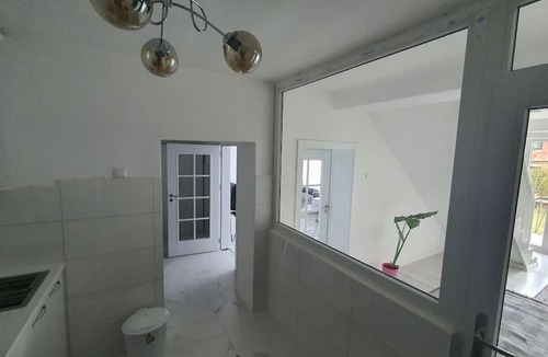 Mejë House | House of Green Urban Haven