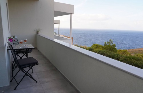 Agia Pelagia House | House of Harmony Suites | Stefanos