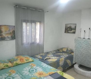 Qerek House | Hydrovor Apartment & Room