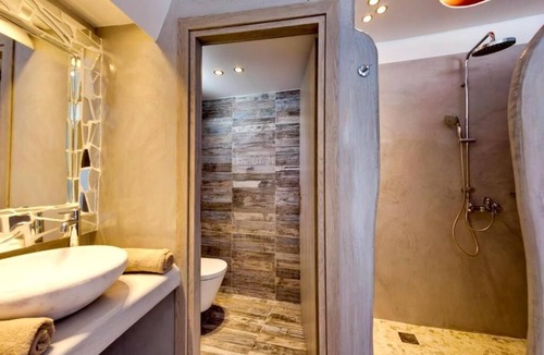 Drafaki Hotel | Ibiscus Boutique Hotel