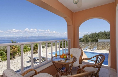 Gaios House | Ideal for families near Gaios.