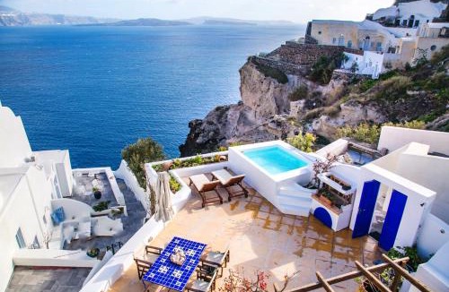 Oia Bed & Breakfast | Ifestio Villas Oia