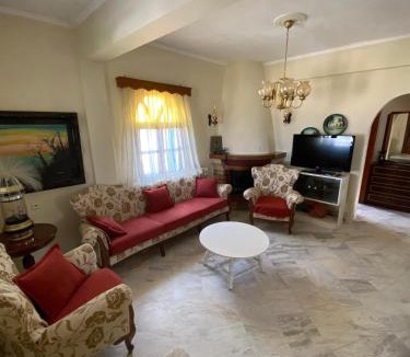 Aristotelis House | Ikidiki Beach Villa