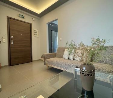 Dafni-Ymittos Apartment | Ilias House