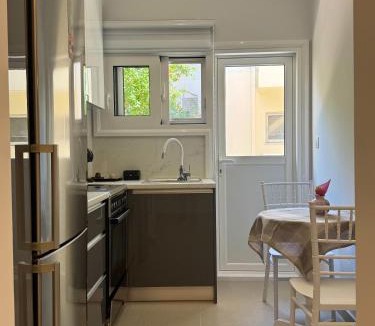 Dafni-Ymittos Apartment | Ilias House