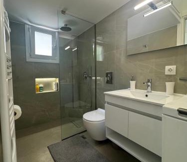 Dafni-Ymittos Apartment | Ilias House