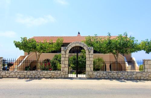 Antipata Apartment | iliobasilema studios & apartments
