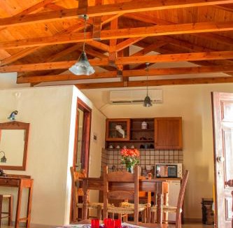 Douliana Apartment | Iliopetra