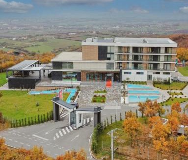 Gllamnik Hotel | Iliria Hill Resort & Spa