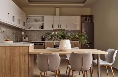 Argassi Condo | Ilision – Contemporary Living Condo II