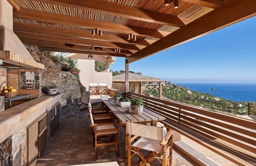 Malevizi Villa | Incomparable sea views, absolute privacy, close to Heraklion!