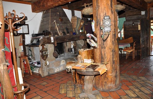 Leposaviq District Hotel | Inn Cakmara
