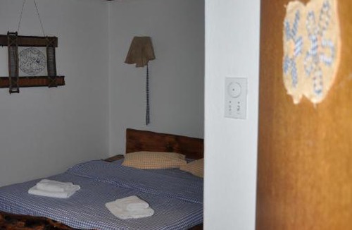 Leposaviq District Hotel | Inn Cakmara