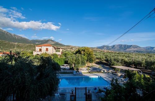 Lefktron Villa | Io