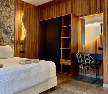 Ag. Georgios Hotel | IONIAN SUITES by Bruskos