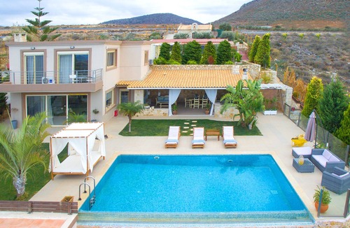 Skotino Villa | Ioulia exclusive Villa Gouves
