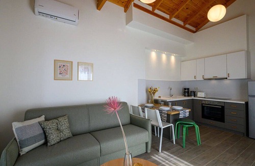 Kardamyli Apartment | Ipsό Kardamyli Nema.