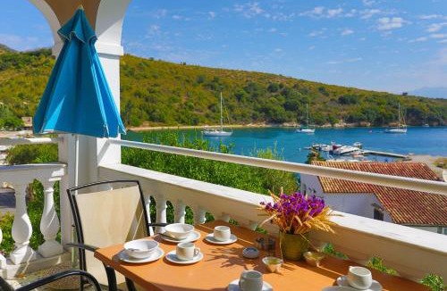 Agios Stefanos Apartment | Irena Saint Stephanos
