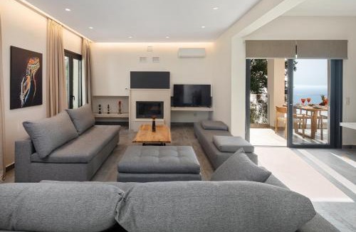 Pentati Villa | Irida sunset