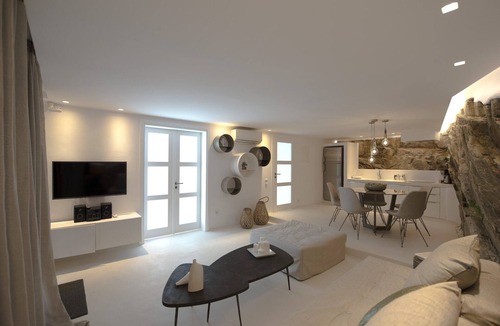 Tourlos Villa | ISholidays Mykonos Suite Amethyst