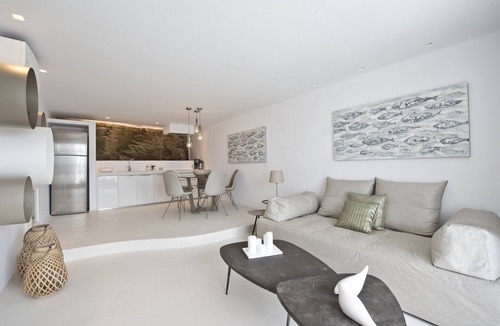 Tourlos Villa | ISholidays Mykonos Suite Ruby