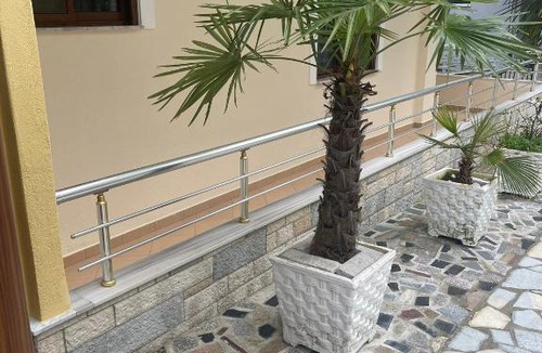 Kamez House | It is a 4 storey Villa located opposite Villa Sharm a very well known Hotel.
