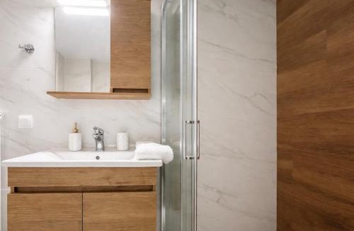 Agios Panteleimonas Apartment | J&N Exclusive living by ΜΡS