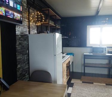 Andravida House | Jim3 moterno studio fast wi-fi with a view