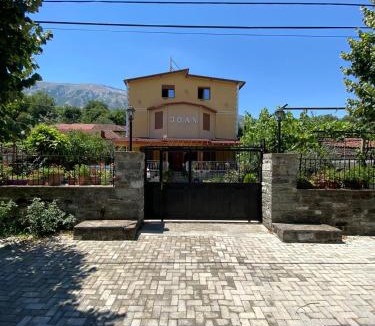 Permet House | Joan Guesthouse