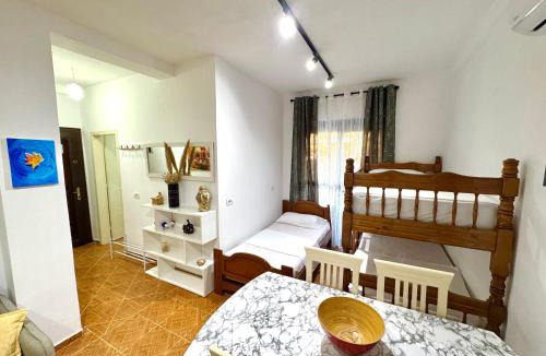 Spille Apartment | Joni's Beach Apartments - Spille